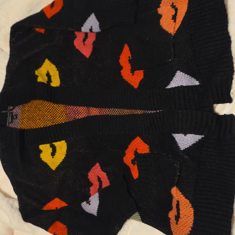 Torrid Drop Shoulder Cardigan - Acrylic Lips Black - Picture 2 of 4